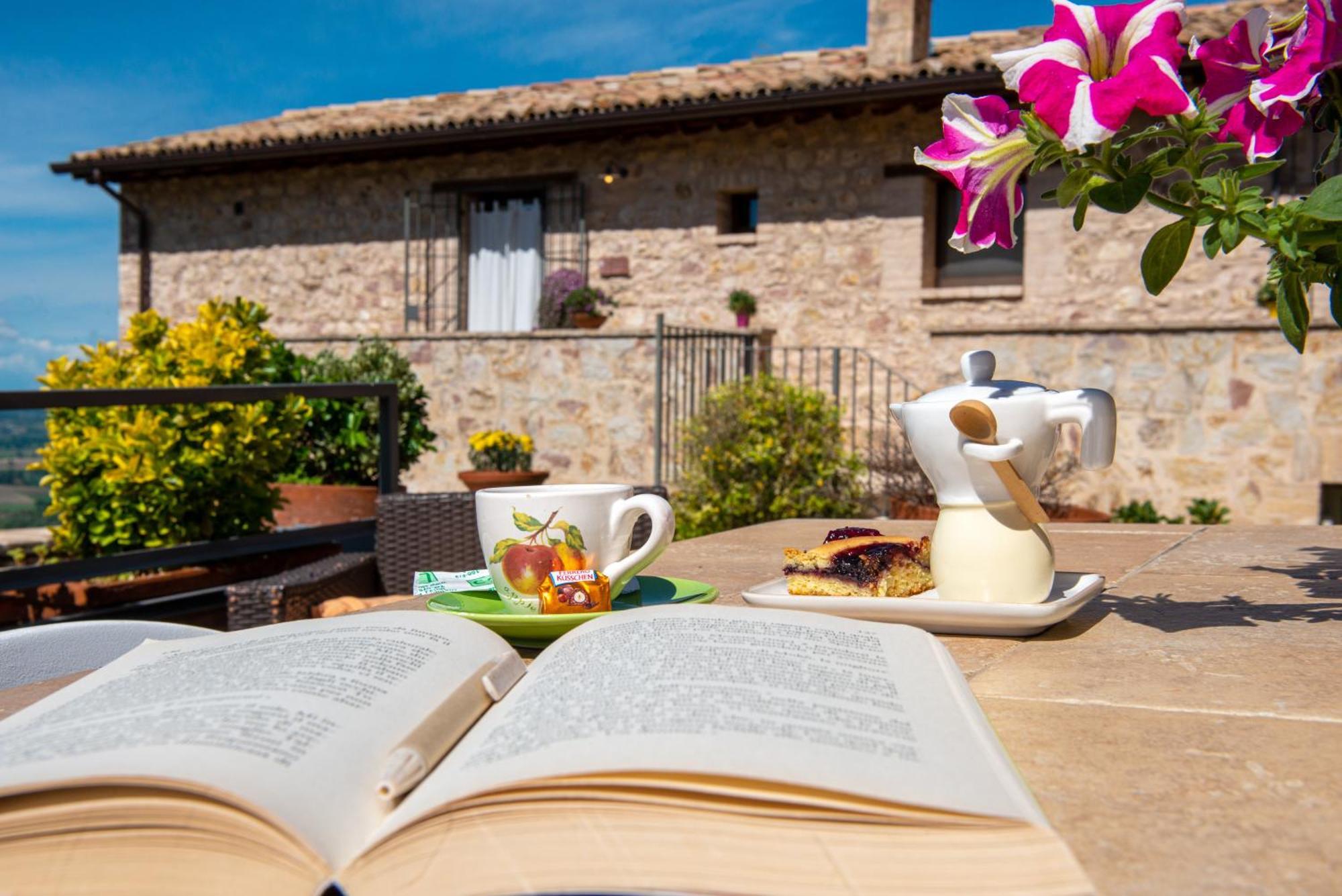 Le Terrazze Di Cancellara Foligno Exterior foto