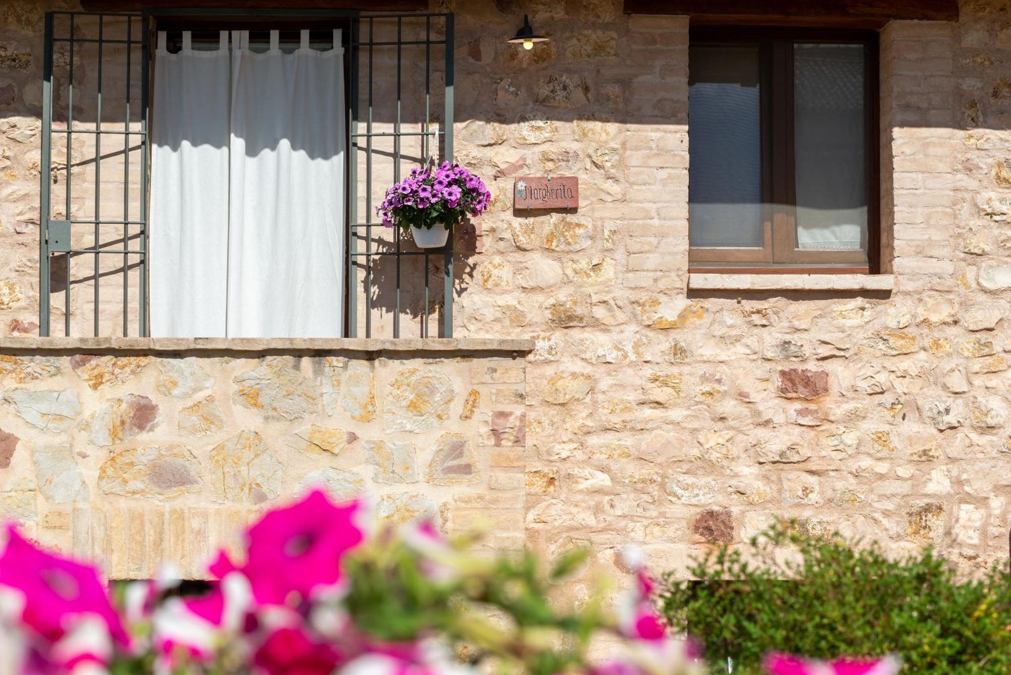 Le Terrazze Di Cancellara Foligno Exterior foto